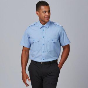 015371128-camisa-basic-manga-corta-unisex-elastica-galoneras-bolsillos-107-celeste-1